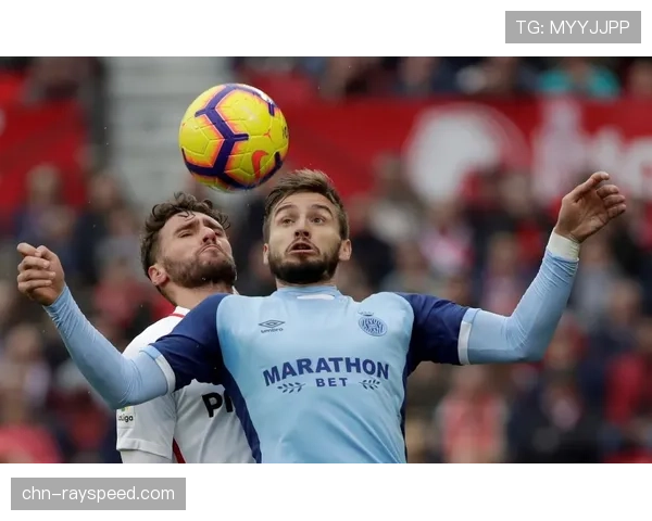 阿拉维斯vs赫罗纳第31分钟，维特塞尔头球摆渡助攻瓦纳特推射扳平